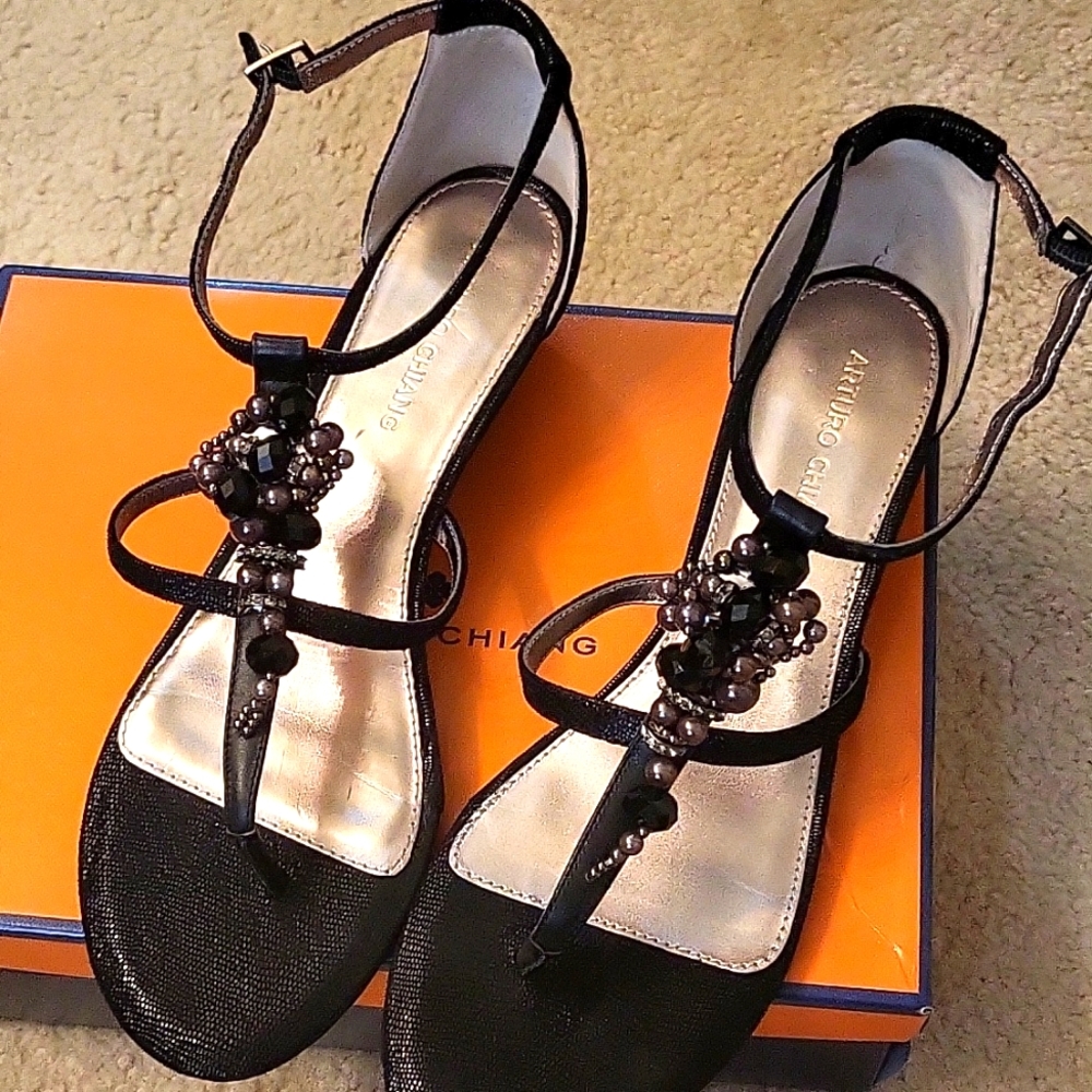 Ladies holiday sandals